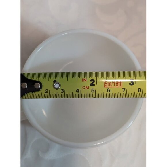 Four Milk Glass Tea/Coffee Mugs - Picture 5 of 5